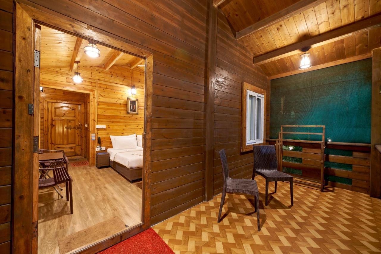 Tranquil Beach Resort Harihareshwar Exterior photo
