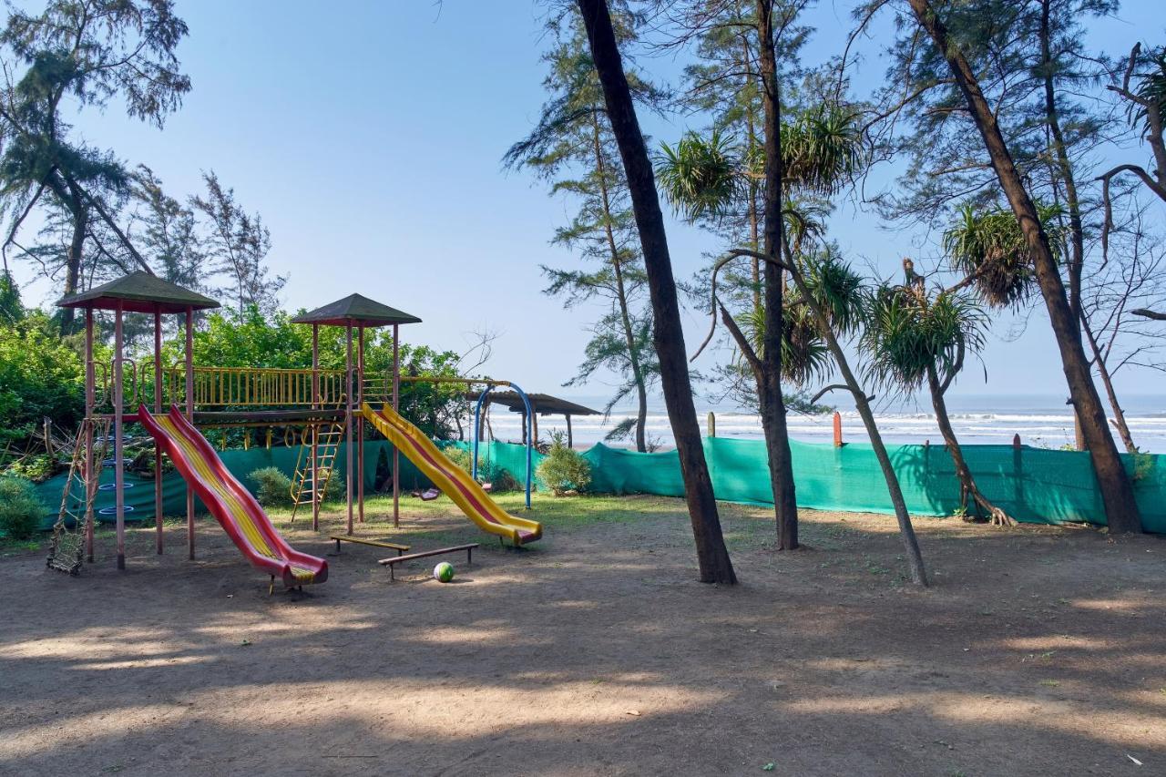 Tranquil Beach Resort Harihareshwar Exterior photo