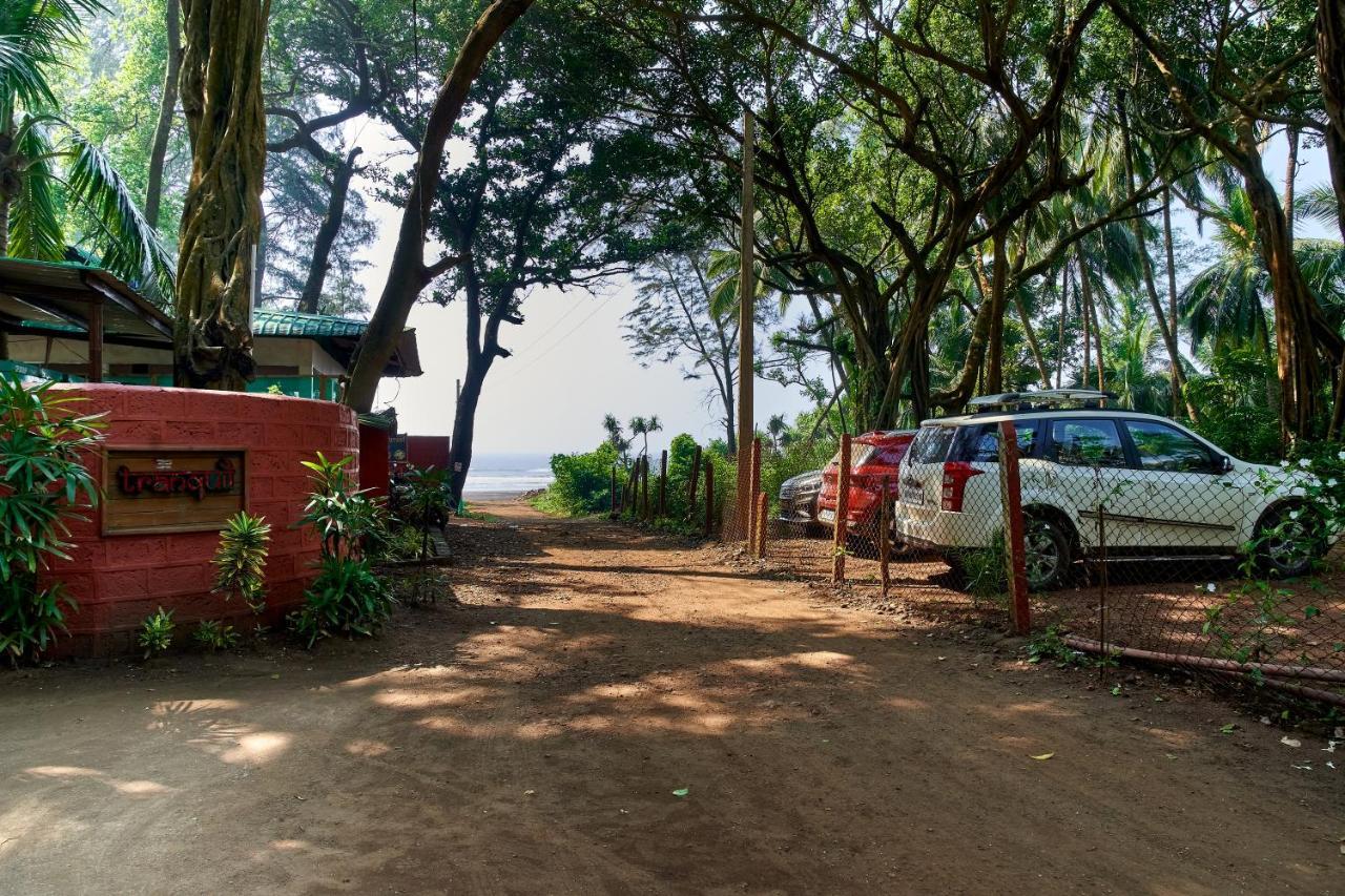 Tranquil Beach Resort Harihareshwar Exterior photo