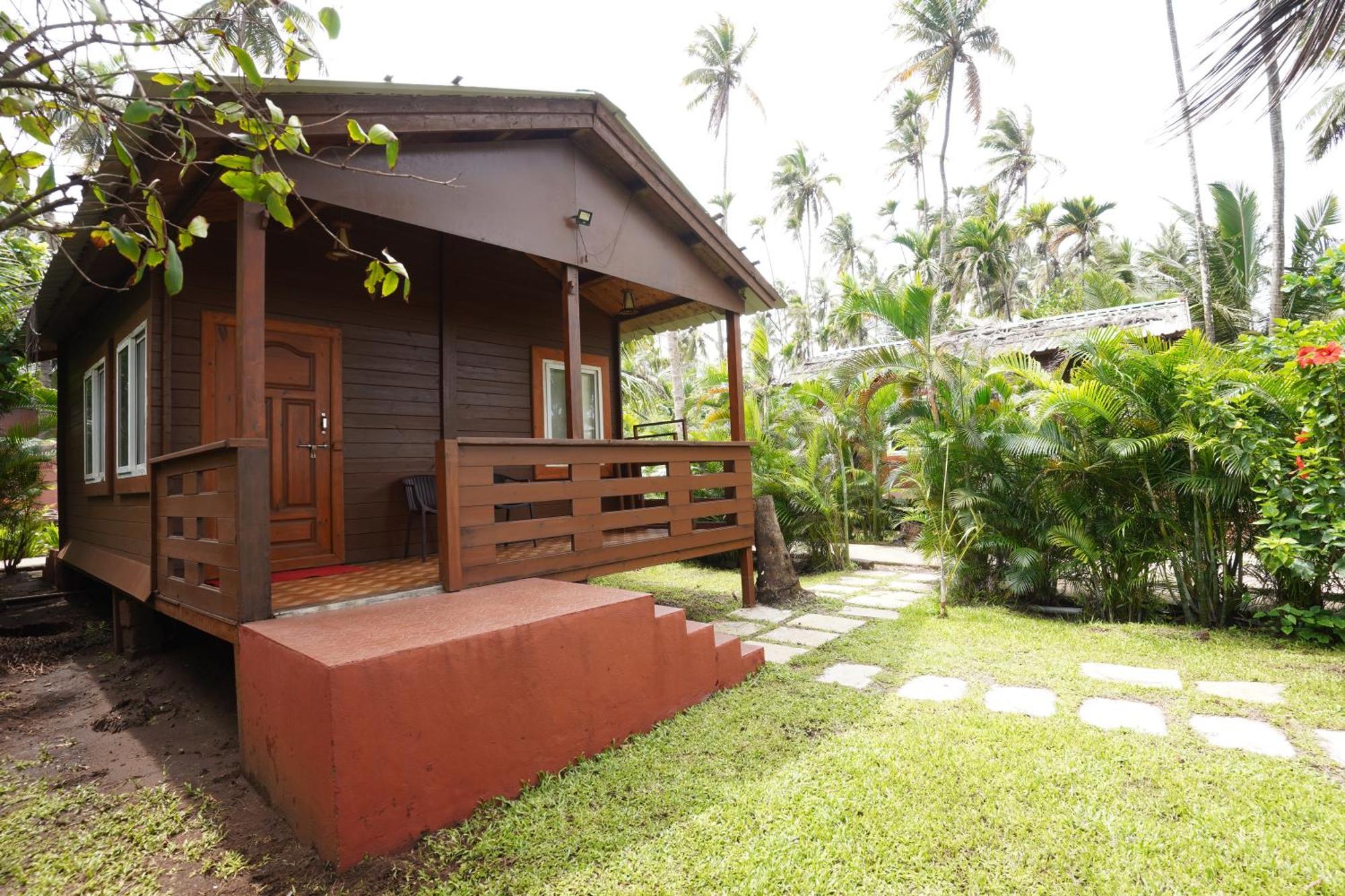 Tranquil Beach Resort Harihareshwar Exterior photo