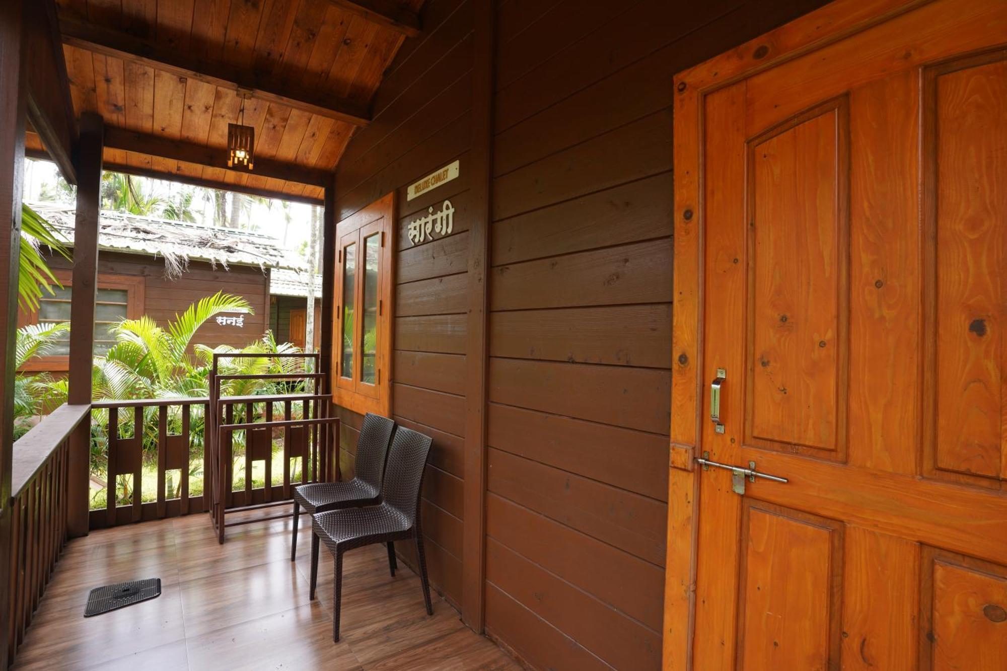 Tranquil Beach Resort Harihareshwar Exterior photo